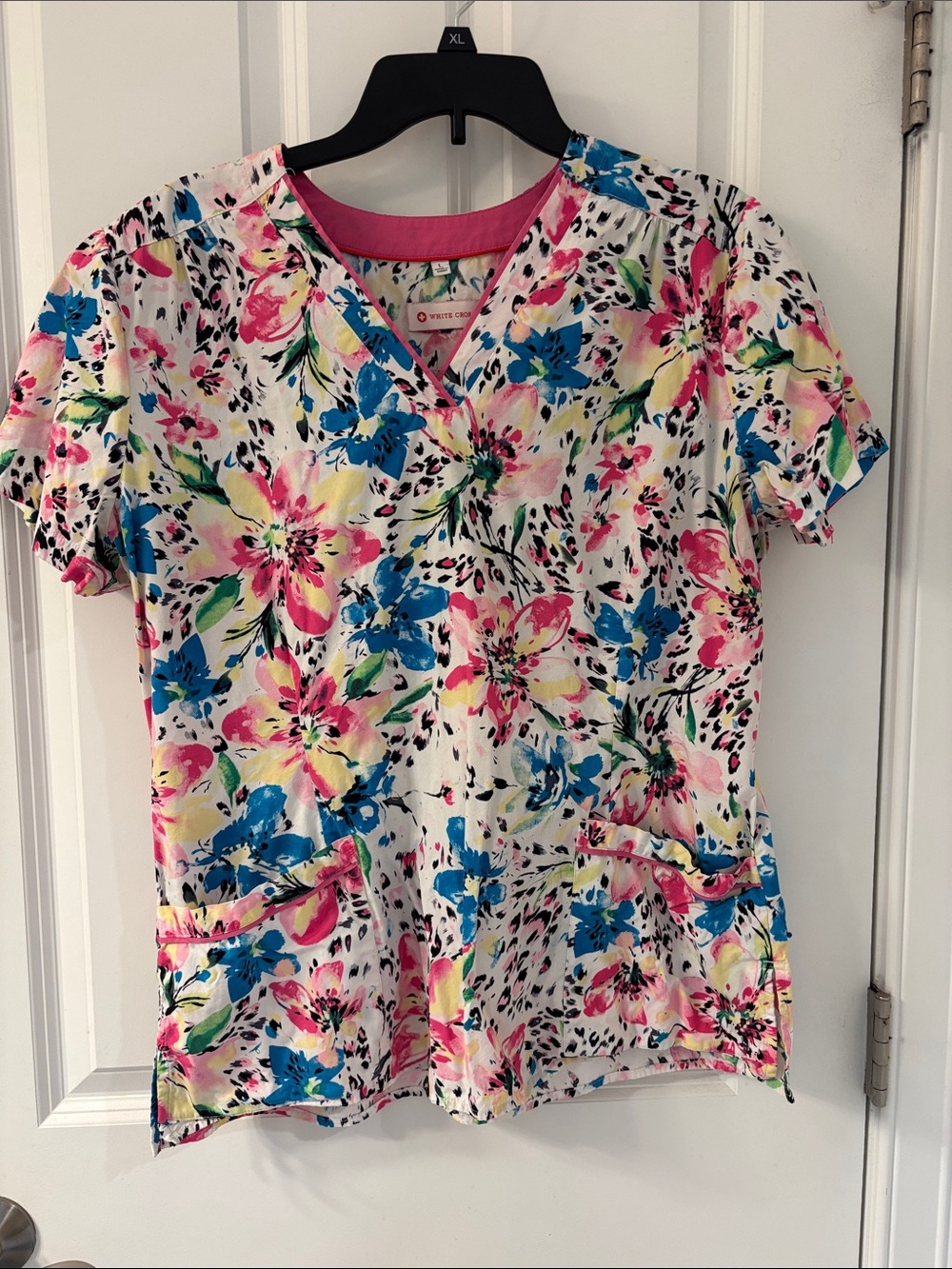 White Cross Floral Scrub Top in Pink, Blue & Yellow Large